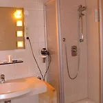 Hotel-barbarossa-garni Bei Hanau 3*