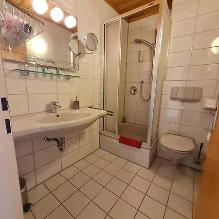 Hotel-barbarossa-garni Bei Hanau 3*