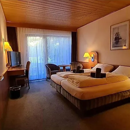 Hotel-barbarossa-garni Bei Hanau 3*