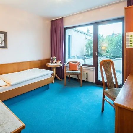 Hotel-barbarossa-garni Bei Hanau